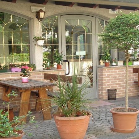 La Quercia Hotel Линяно Сабиадоро Екстериор снимка