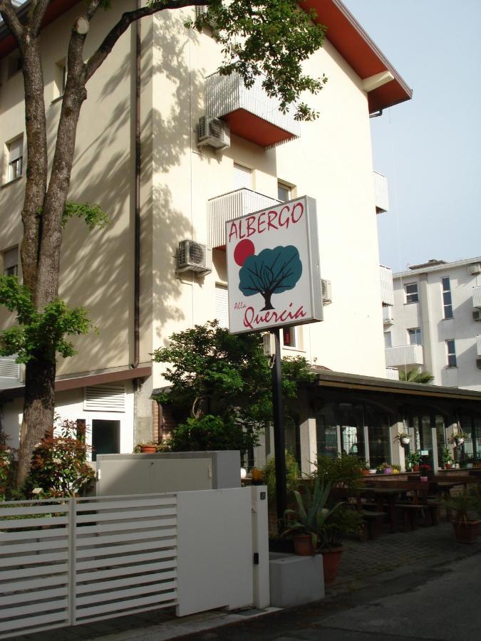 La Quercia Hotel Линяно Сабиадоро Екстериор снимка