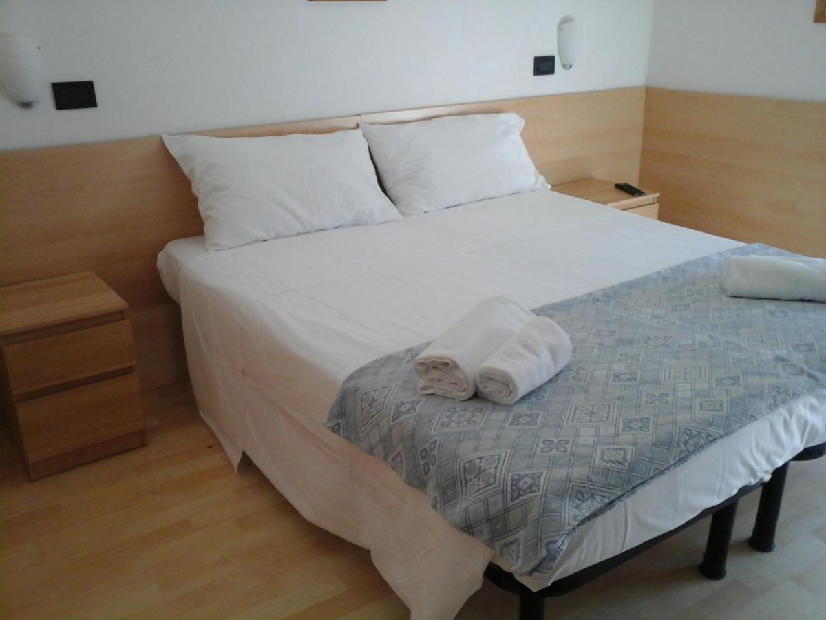 La Quercia Hotel Линяно Сабиадоро Екстериор снимка